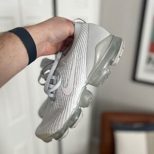 *RARE* Nike Air VaporMax Flyknit 3 White Pure Platinum size 11.5 (Men)